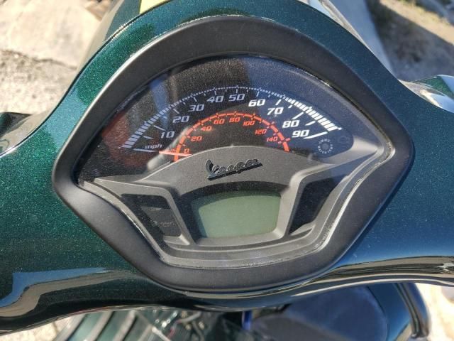 2021 Vespa GTS 300