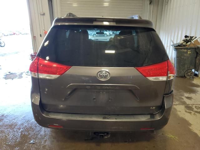 2013 Toyota Sienna LE