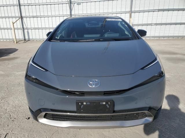 2024 Toyota Prius Prime SE