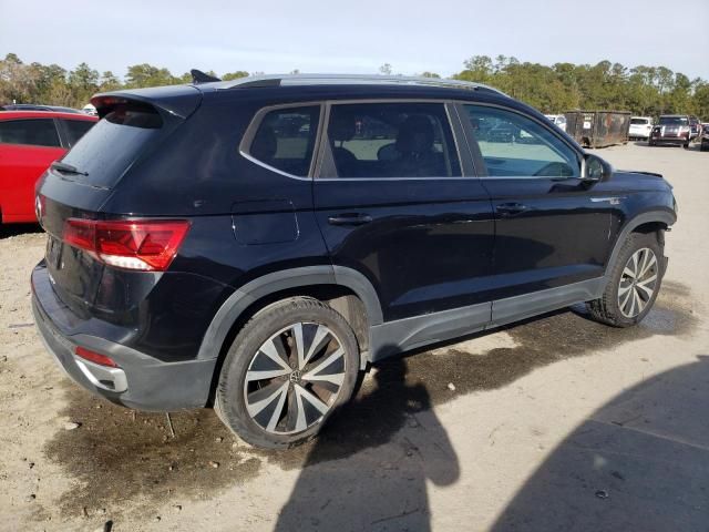 2022 Volkswagen Taos SE