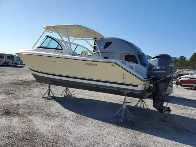 2014 Pursuit Boat