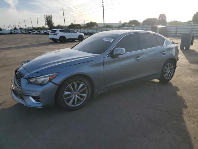 2015 Infiniti Q50 Base