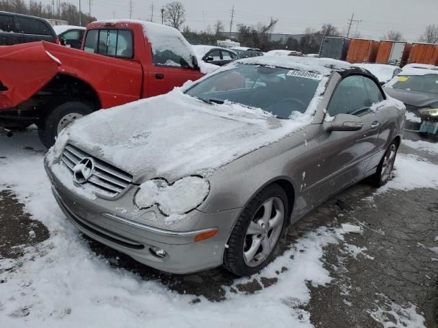 2005 Mercedes-Benz CLK 320