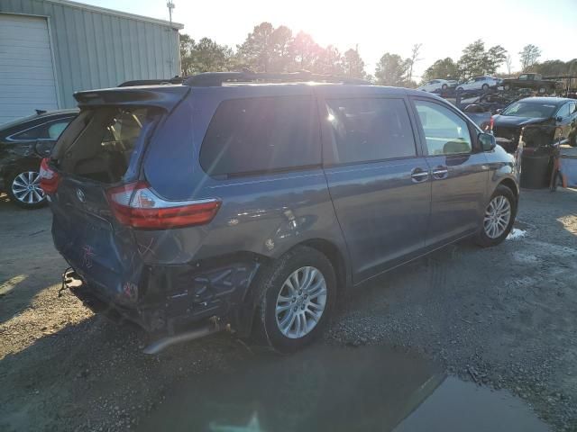 2015 Toyota Sienna XLE