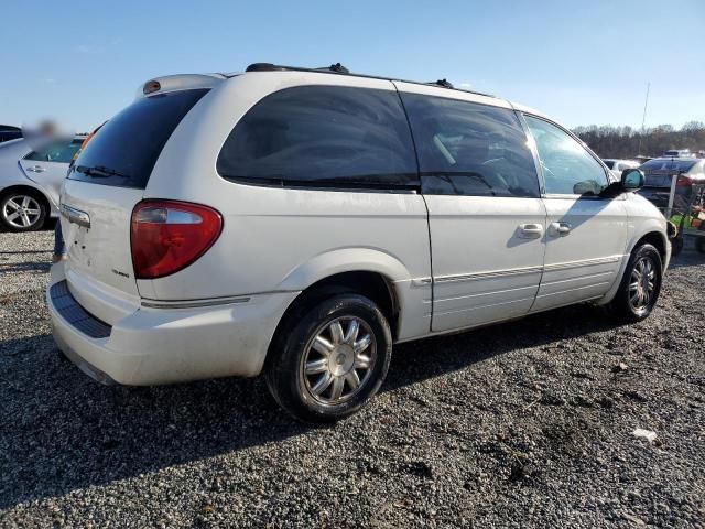 2005 Chrysler Town & Country Touring