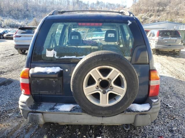 2004 Chevrolet Tracker