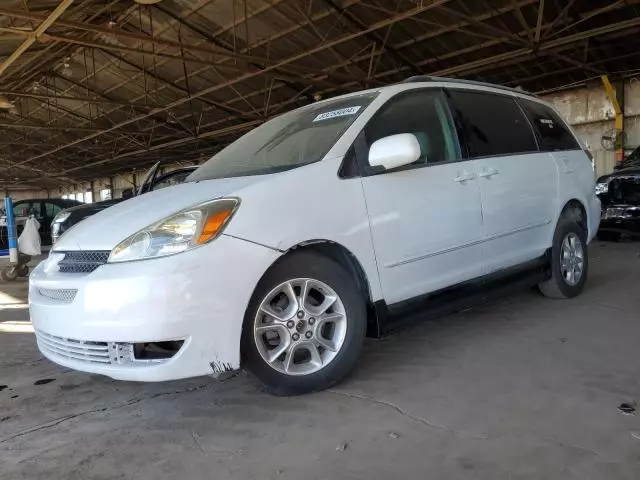 2005 Toyota Sienna XLE