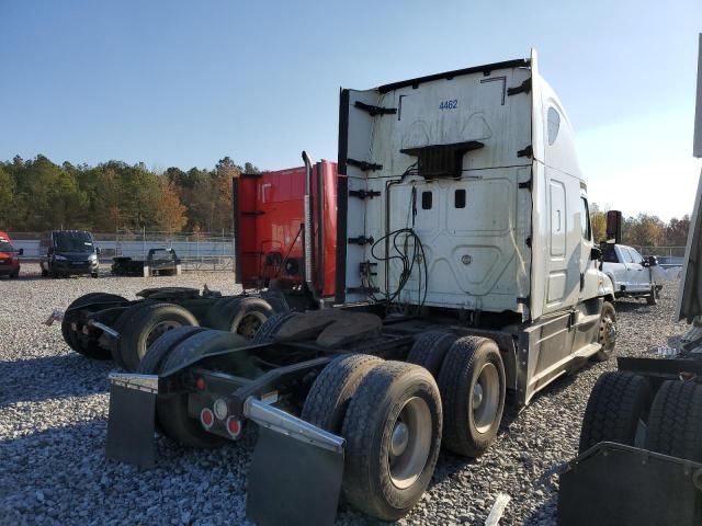 2016 Freightliner Cascadia 125