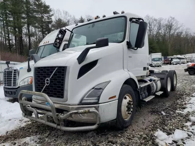 2019 Volvo VNR