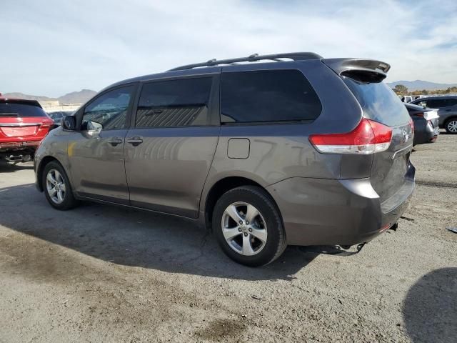 2014 Toyota Sienna LE