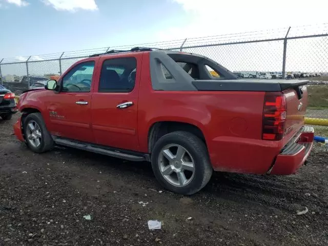 2011 Chevrolet Avalanche LS