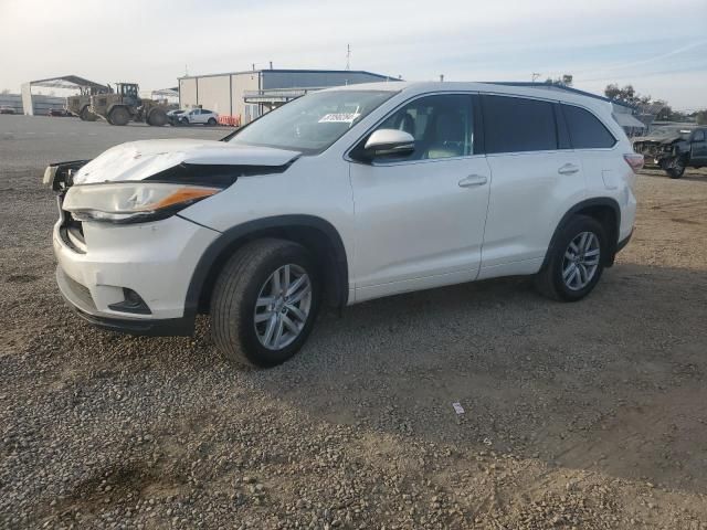 2014 Toyota Highlander LE