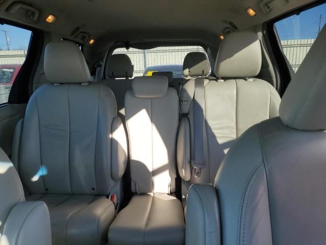 2011 Toyota Sienna XLE