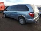 2005 Chrysler Town & Country LX