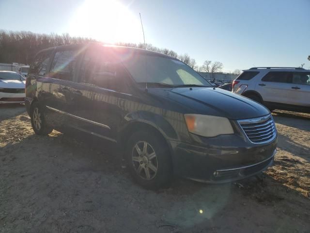 2011 Chrysler Town & Country Touring