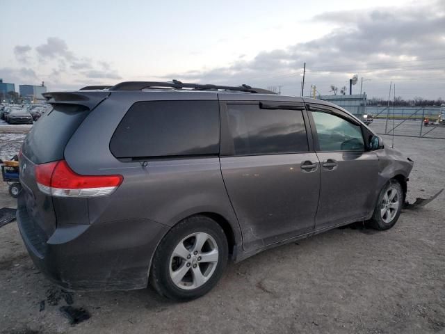 2011 Toyota Sienna LE