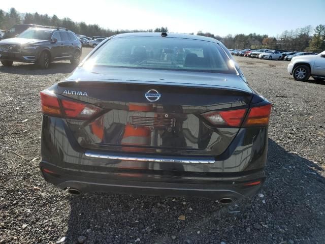 2019 Nissan Altima SR