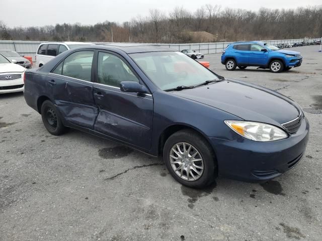 2004 Toyota Camry LE