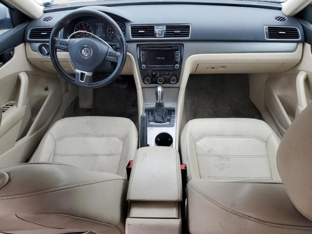 2014 Volkswagen Passat SE