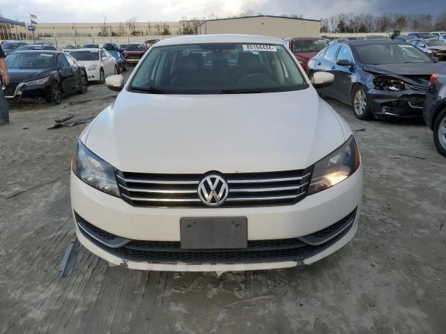 2015 Volkswagen Passat S