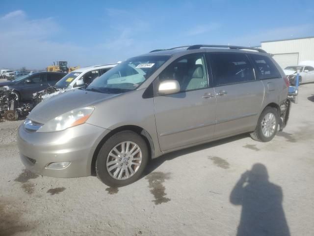 2008 Toyota Sienna XLE