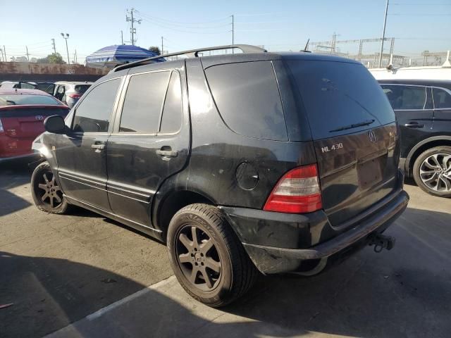 2000 Mercedes-Benz ML 430