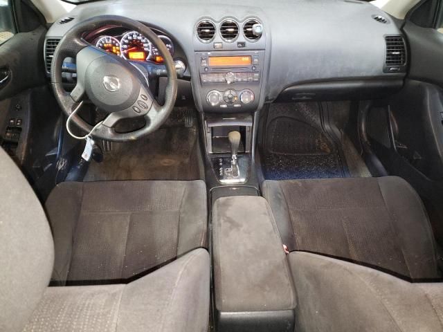 2010 Nissan Altima Base