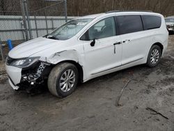 Salvage cars for sale from Copart Hurricane, WV: 2017 Chrysler Pacifica Touring L