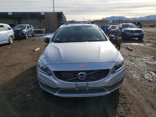 2017 Volvo V60 Cross Country Premier