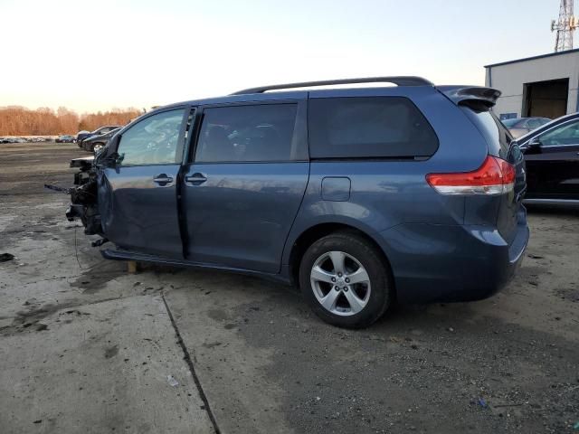 2014 Toyota Sienna LE