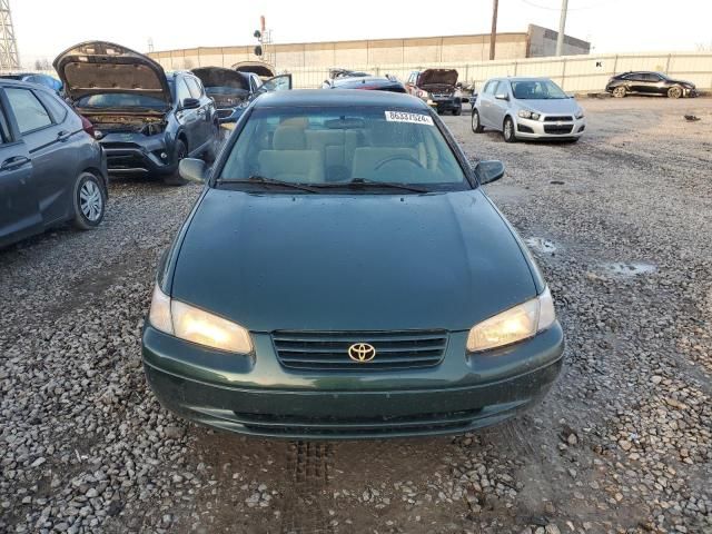 1999 Toyota Camry LE