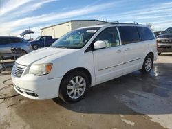 Chrysler Vehiculos salvage en venta: 2014 Chrysler Town & Country Touring