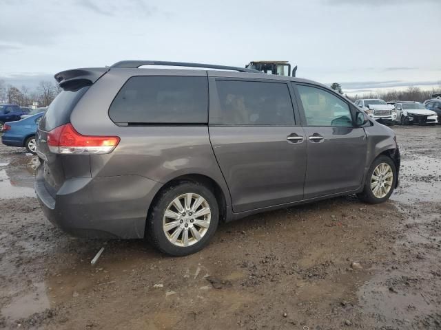 2013 Toyota Sienna XLE