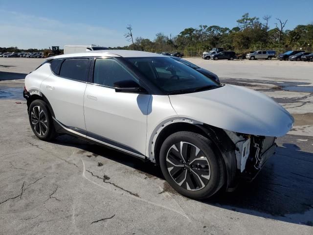 2024 KIA EV6 Light