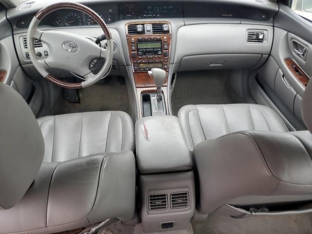 2004 Toyota Avalon XL