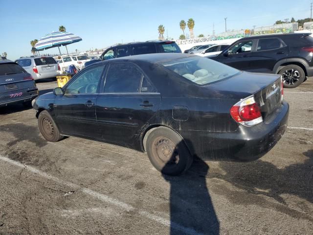 2005 Toyota Camry LE