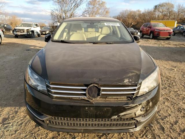 2012 Volkswagen Passat SE