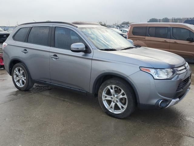 2015 Mitsubishi Outlander SE