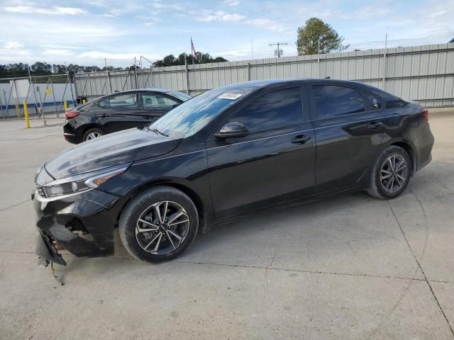 2023 KIA Forte LX