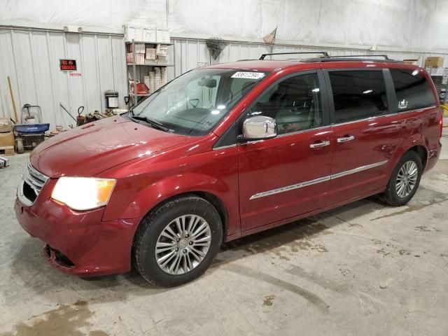 2013 Chrysler Town & Country Touring L