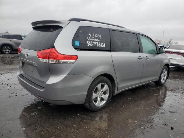 2011 Toyota Sienna LE