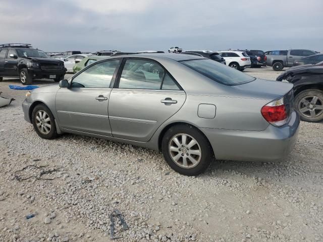 2005 Toyota Camry LE