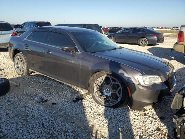 2018 Chrysler 300 Touring