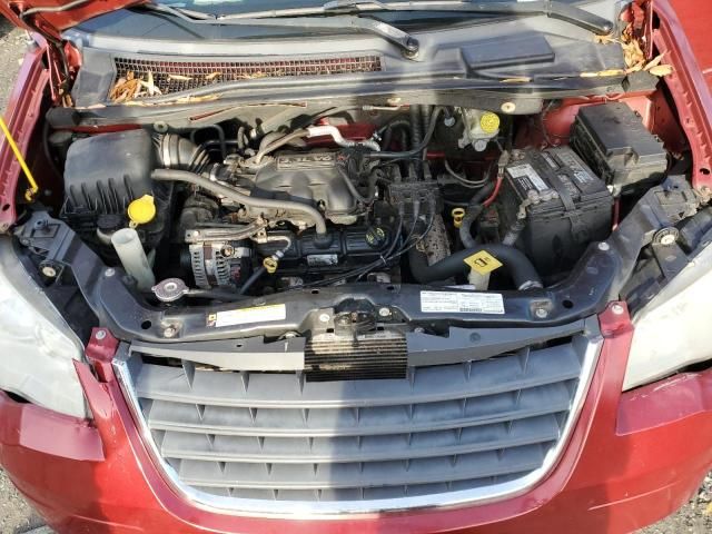 2008 Chrysler Town & Country LX