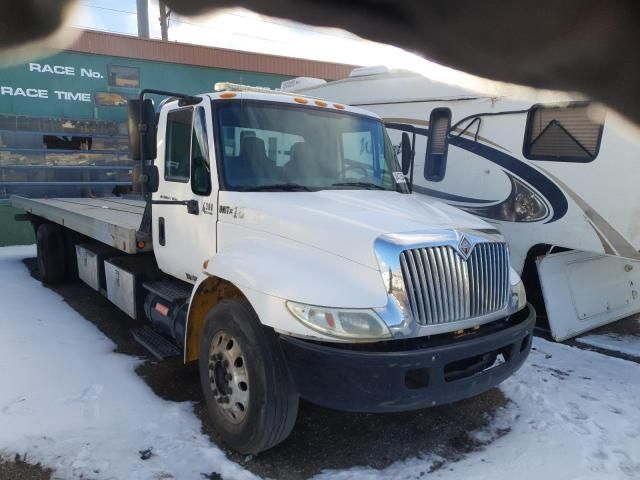 2005 International 4000 4300