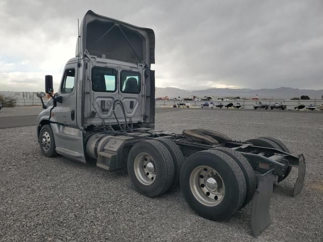 2017 Freightliner Cascadia 125