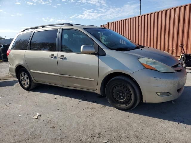 2006 Toyota Sienna XLE