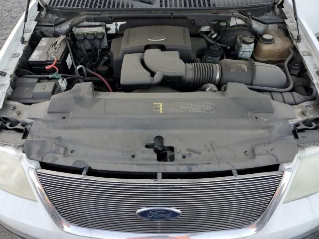 2004 Ford Expedition XLT