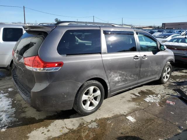 2012 Toyota Sienna LE