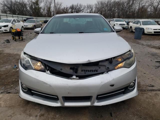 2014 Toyota Camry Hybrid